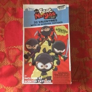 Paper Magic Fart Ninjas Valentines - 32 Count